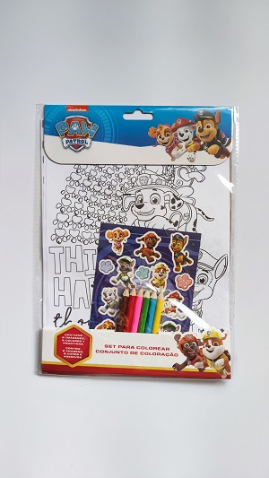 Omalovánky s pastelkami a nálepkami TLAPKOVÁ PATROLA