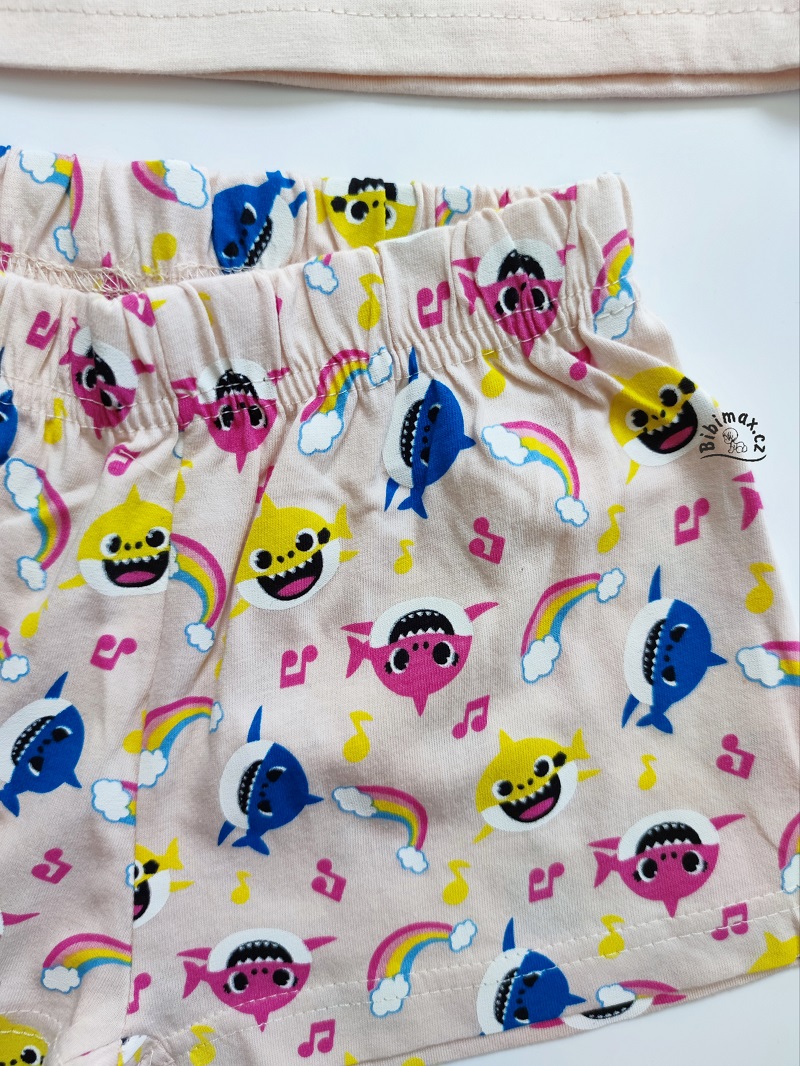 Dívčí letní pyžamo/komplet BABY SHARK meruňkové