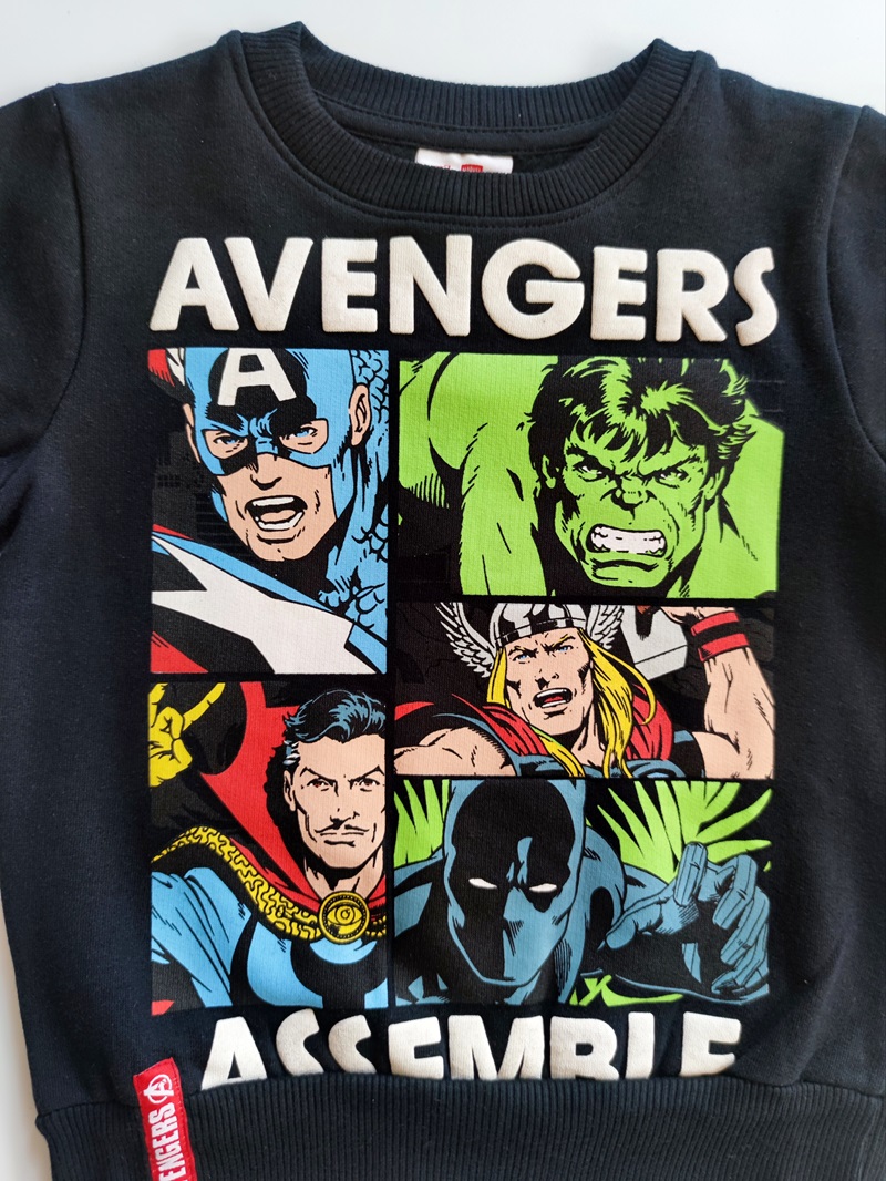 Chlapecká mikina AVENGERS černá