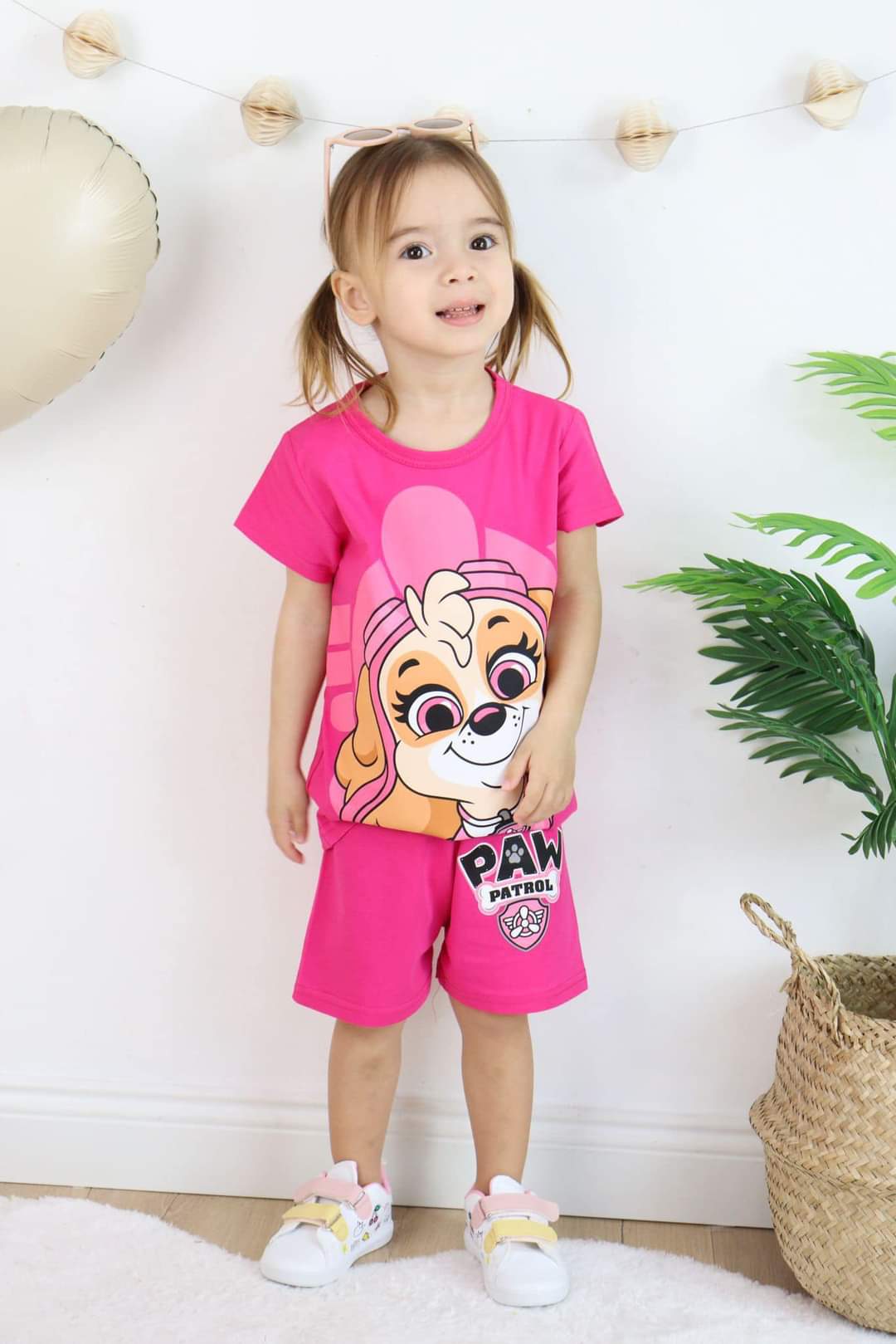 Dívčí letní komplet TLAPKOVÁ PATROLA meruňkový