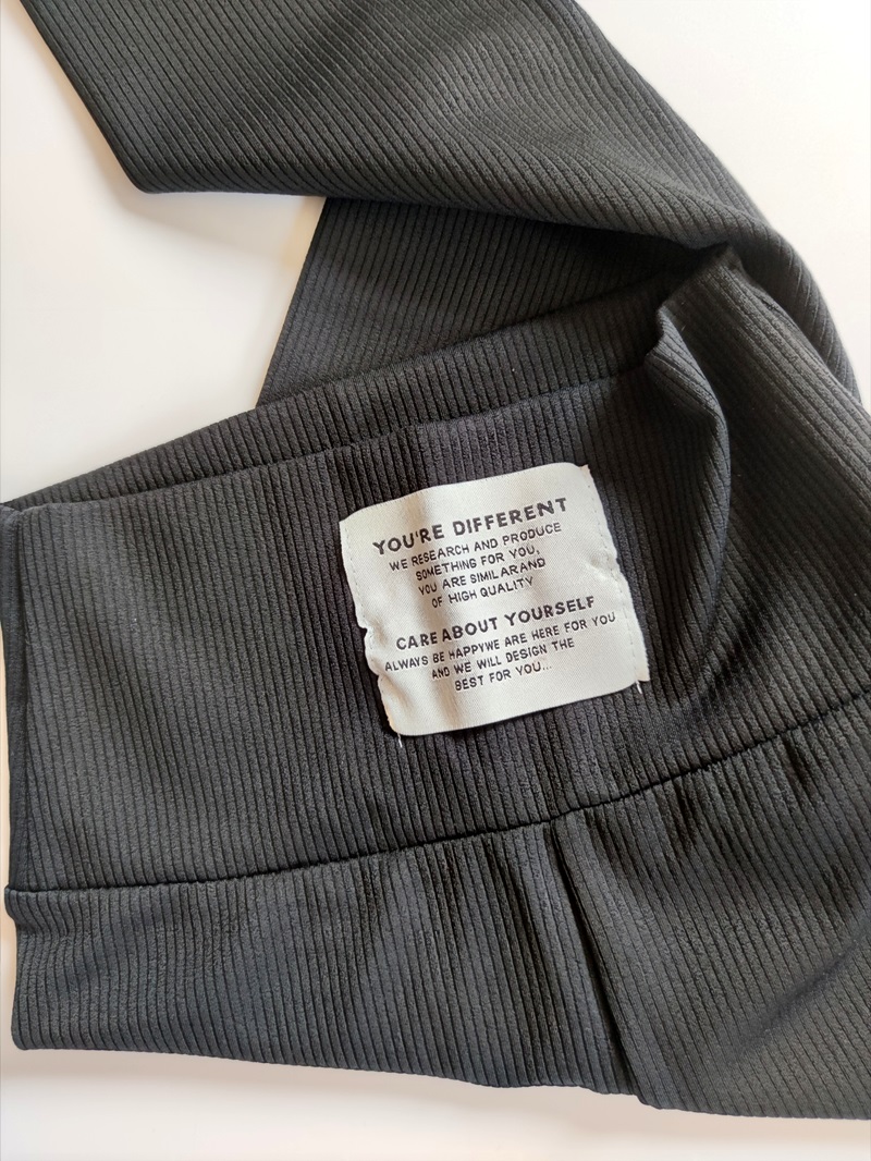 Žebrované legíny - černé